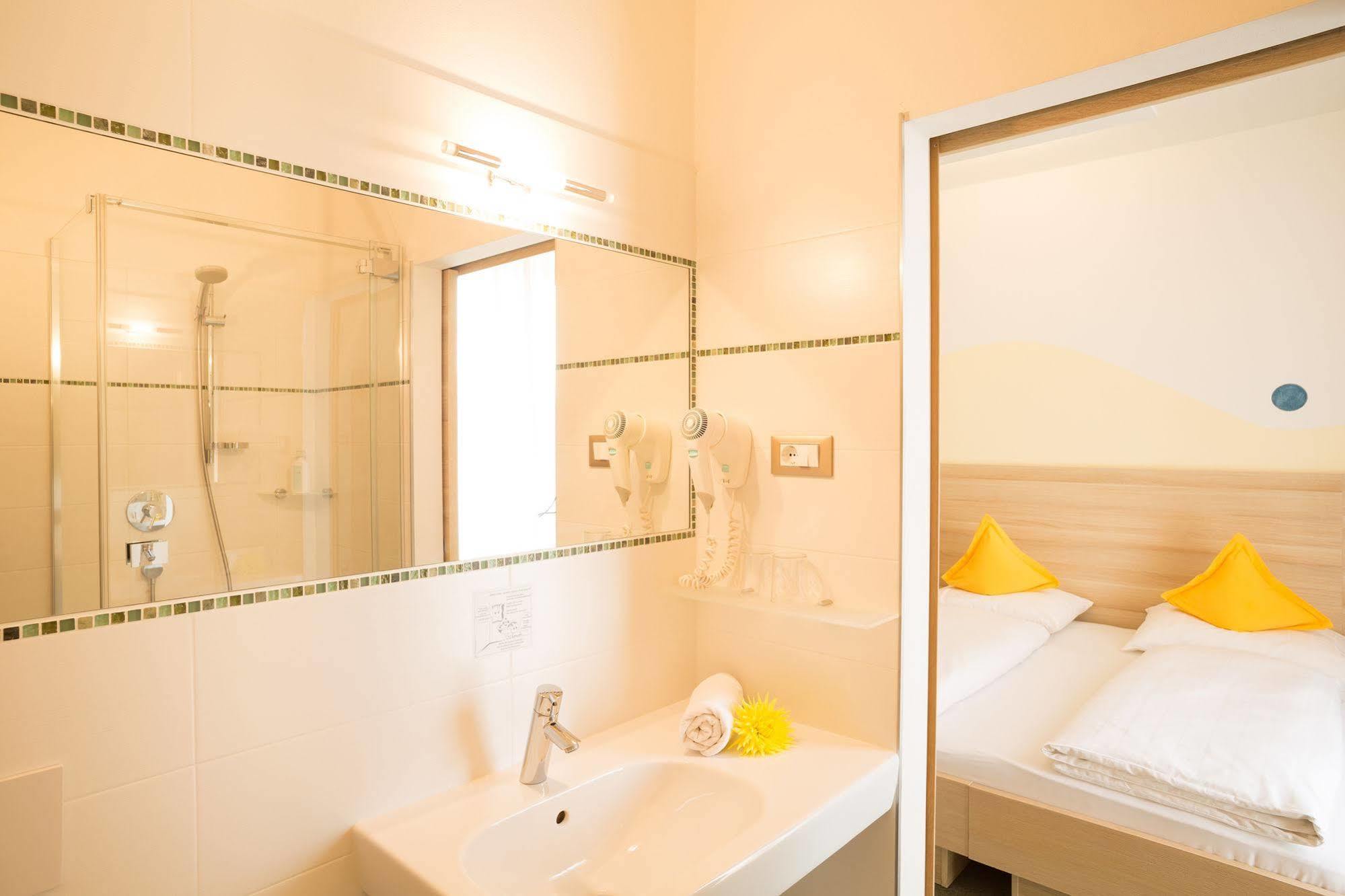 Hotel Gruberhof Merano Ngoại thất bức ảnh